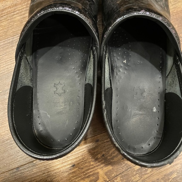 Dansko Clogs size 40 - Picture 7 of 7